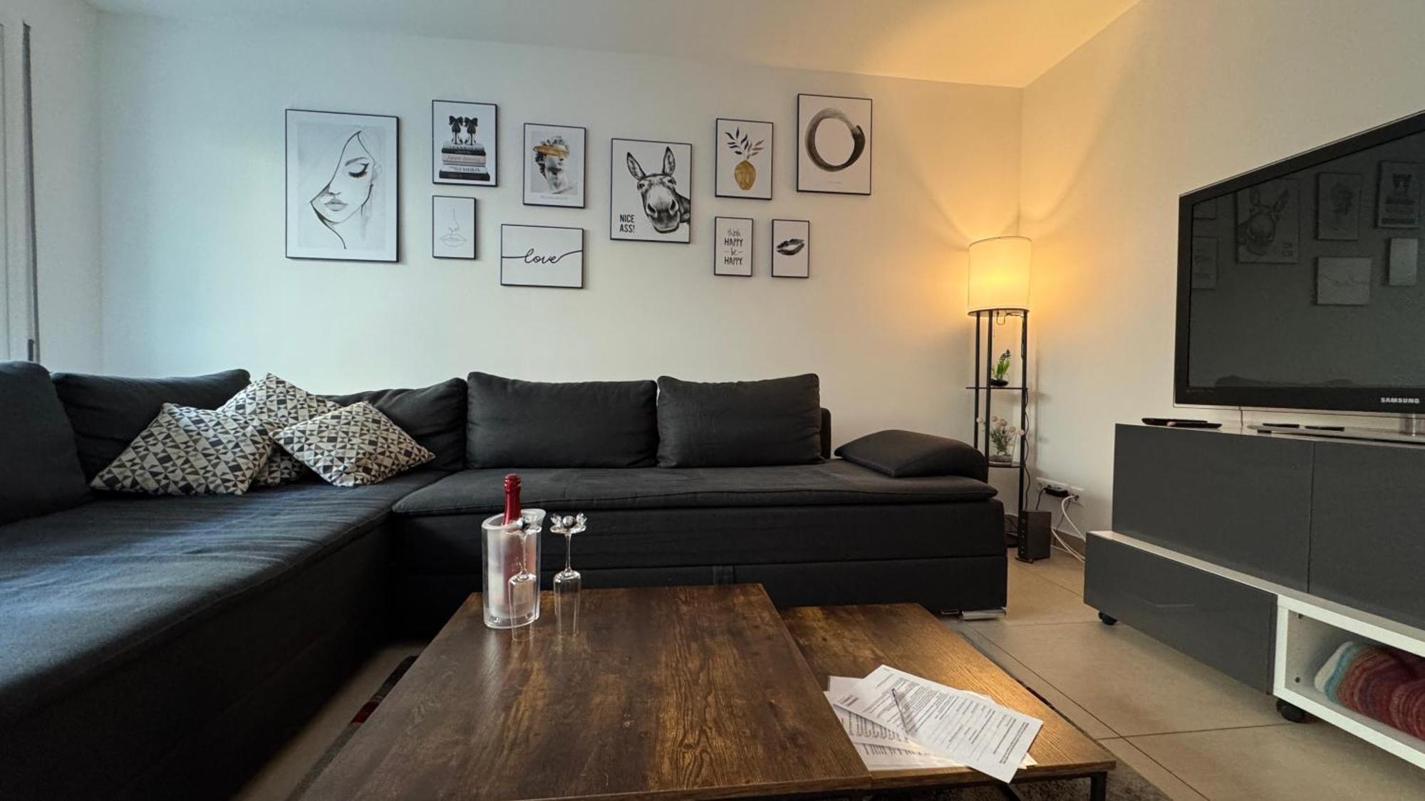 Sonnige Wohnung Im Zentrum Mit Terrasse U Tiefgarage - Netflix & Prime Leipzig Exterior photo
